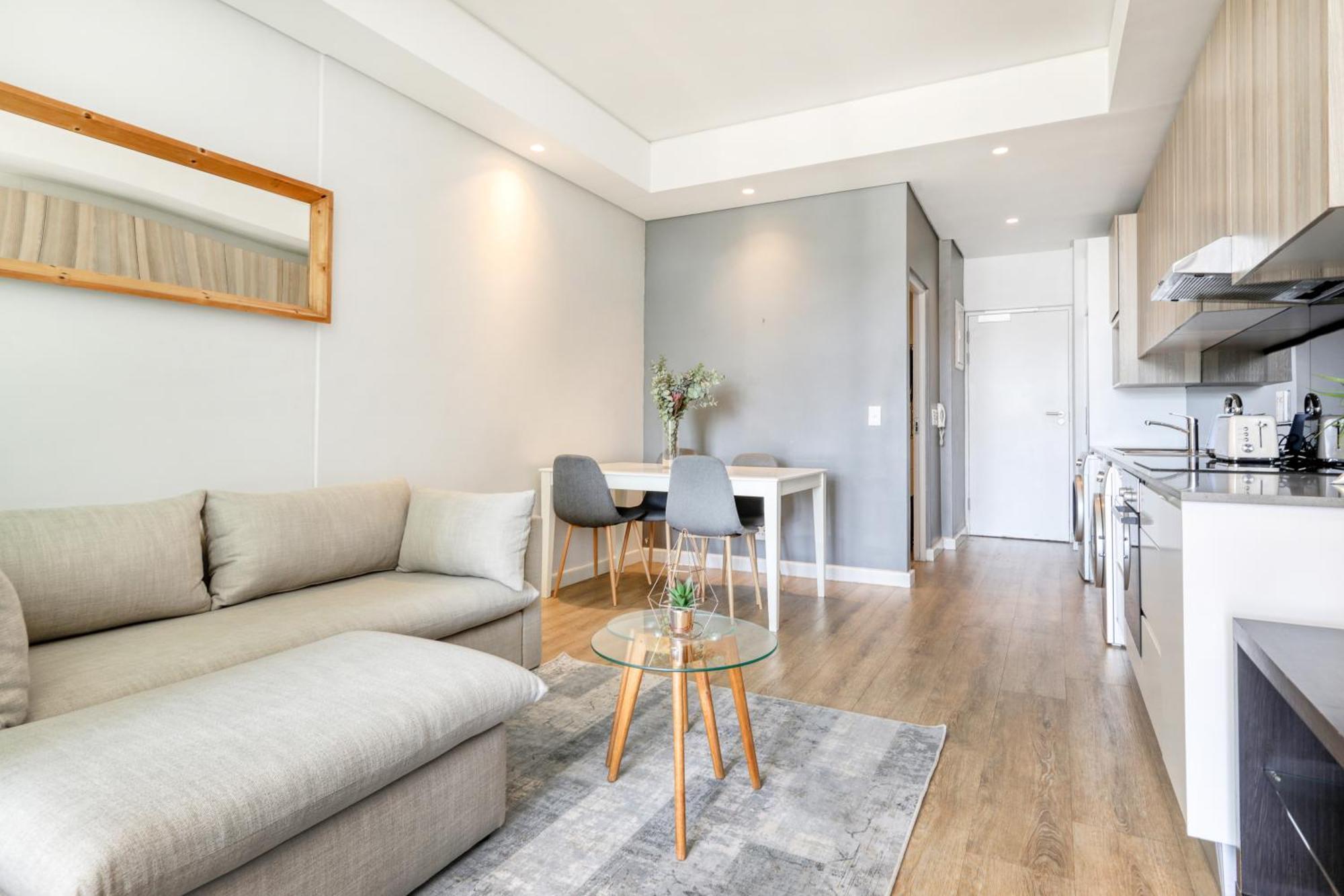 Apartment Backup-powered Stylish Near Table Mountain Cape Town