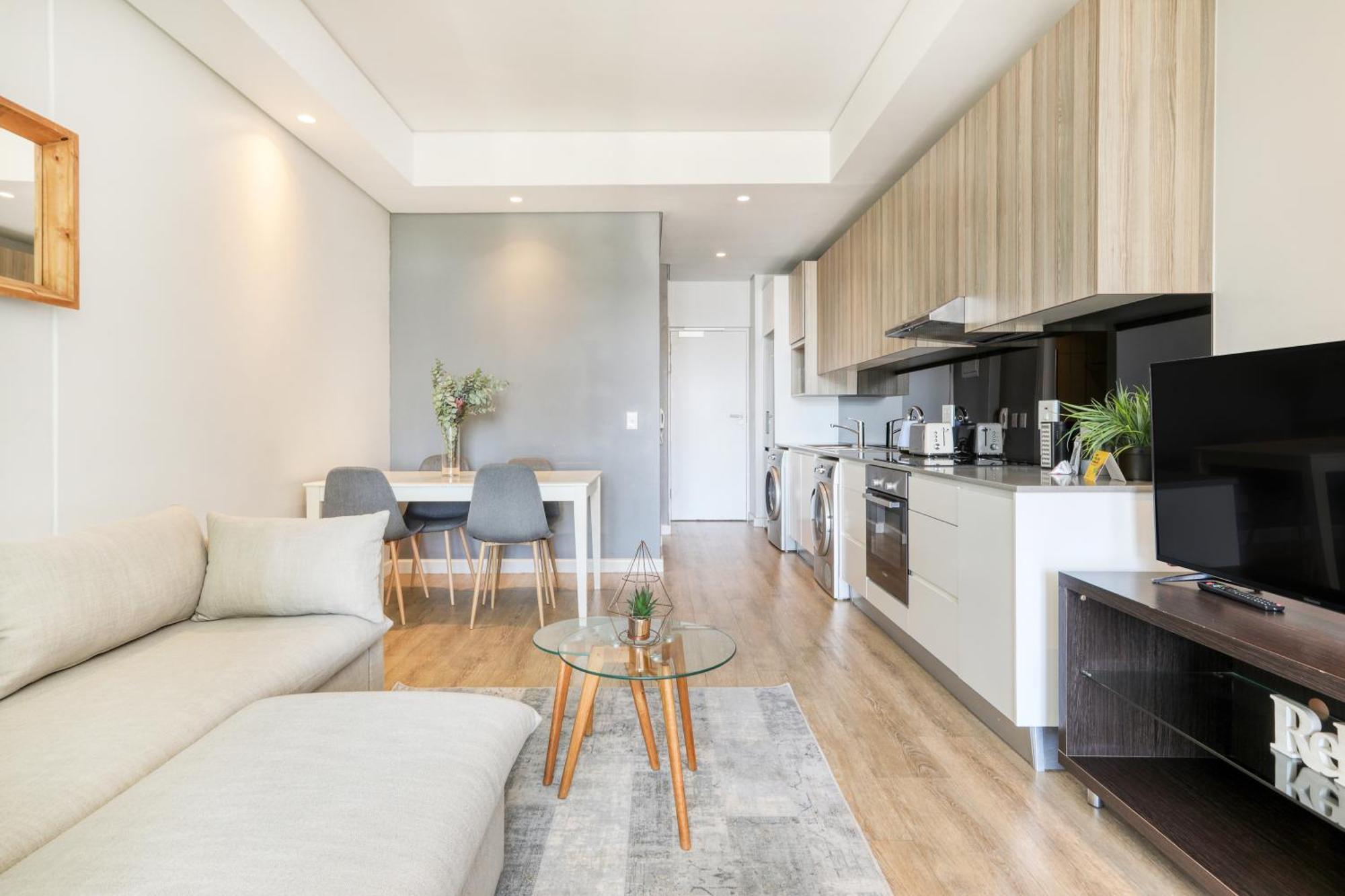 Backup-powered Stylish Near Table Mountain Cidade Do Cabo