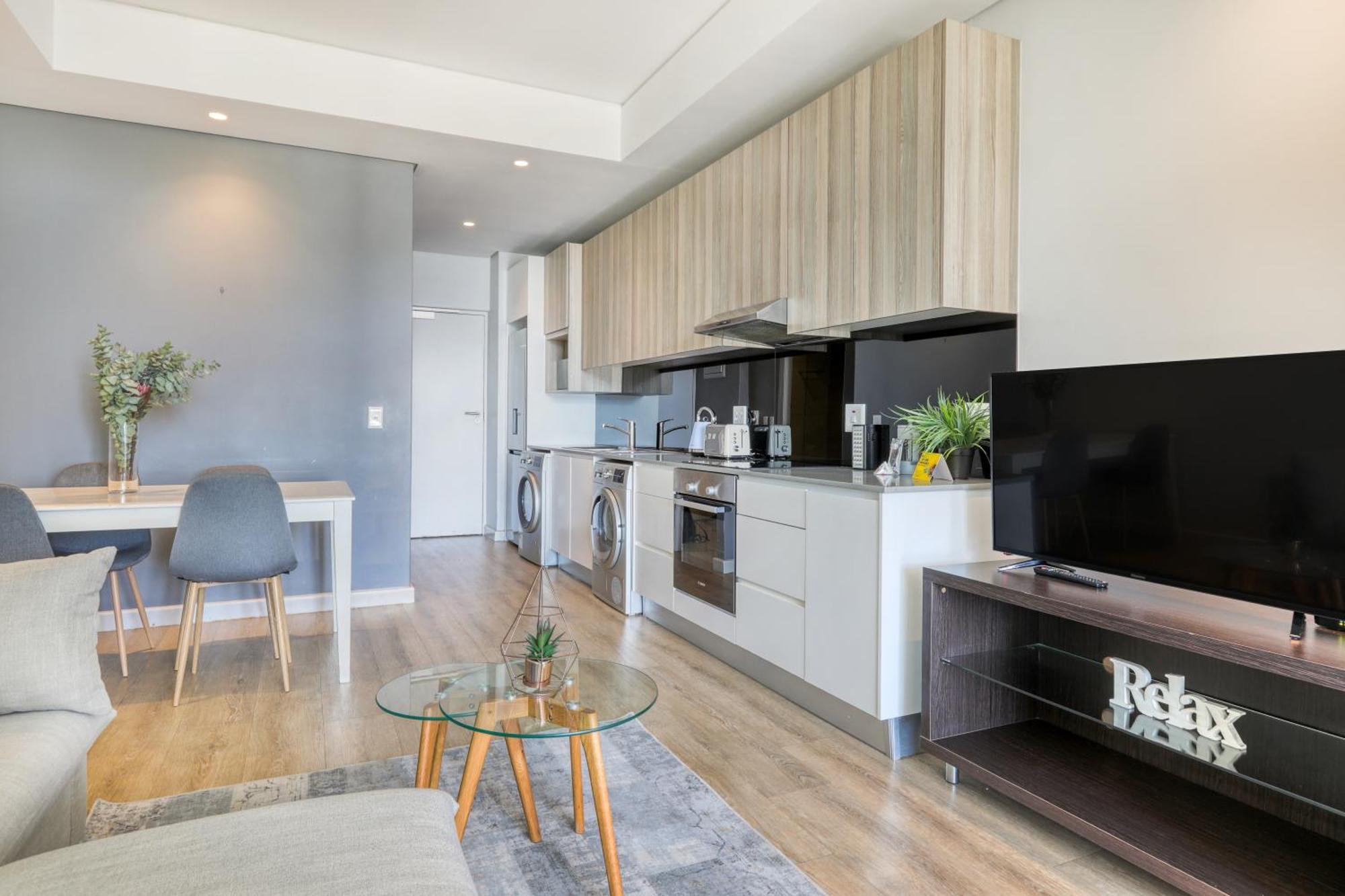 Backup-powered Stylish Near Table Mountain Apartamento