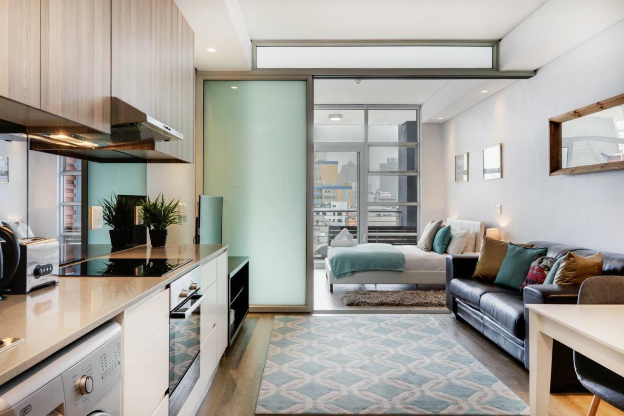 Backup-powered Stylish Near Table Mountain * Cape Town