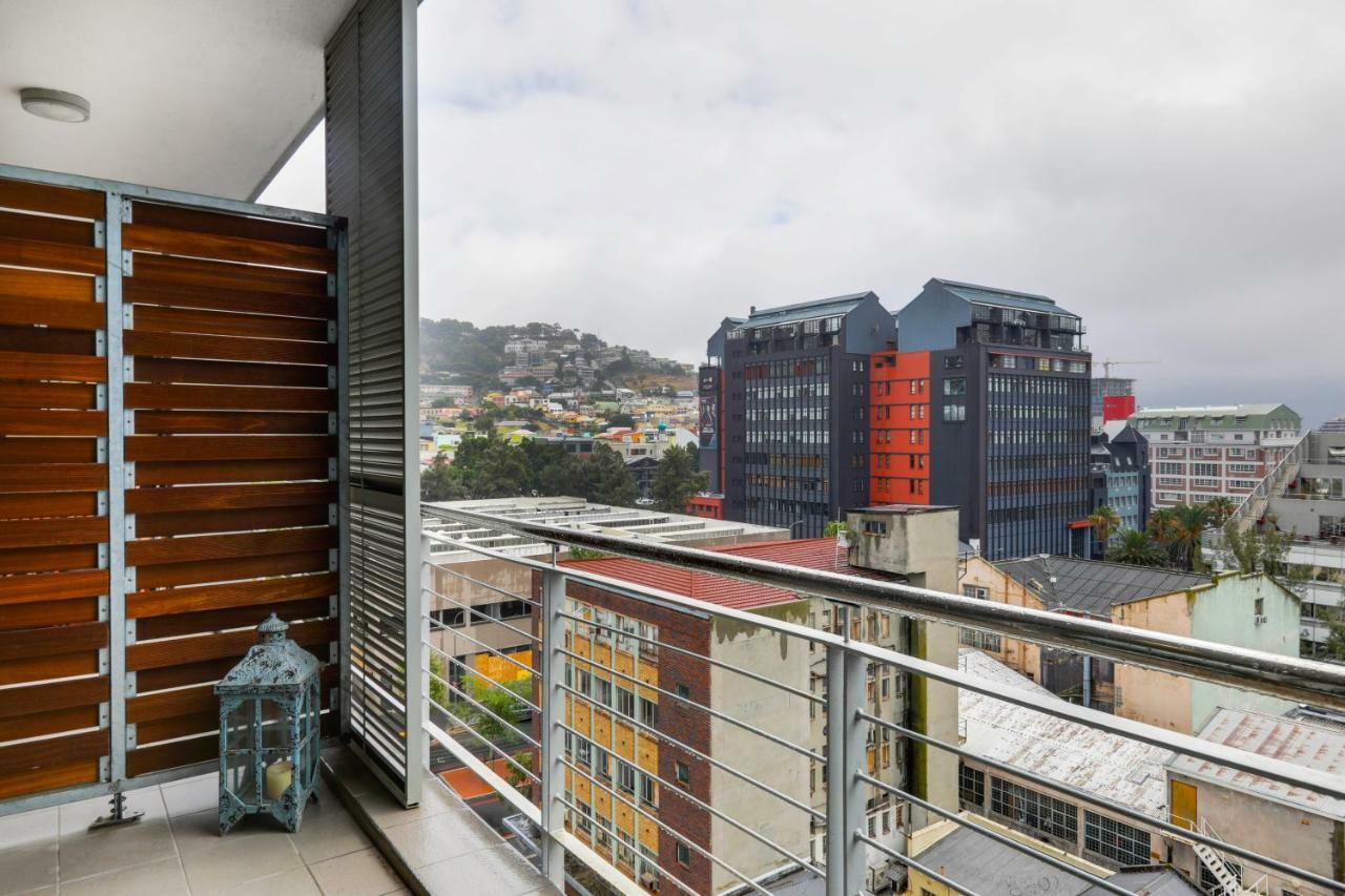 Backup-powered Stylish Near Table Mountain *